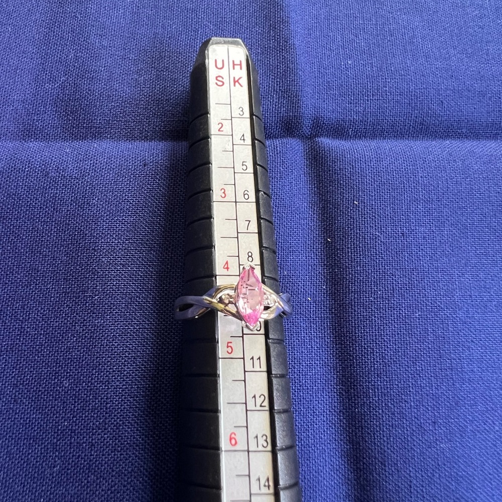 10K White Gold Pink Sapphire Ring